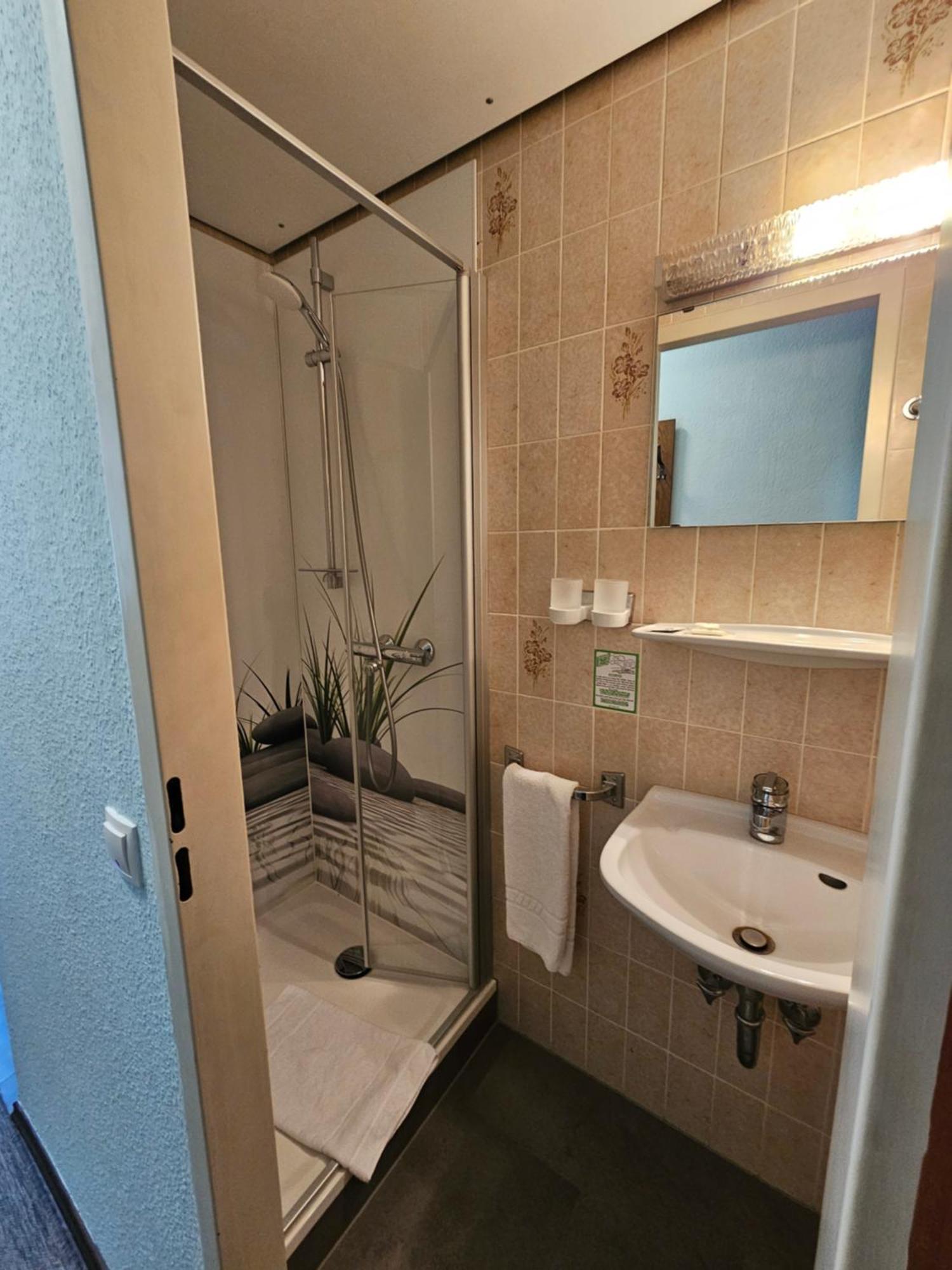 Hotel & Restaurant Krone Рехау Экстерьер фото
