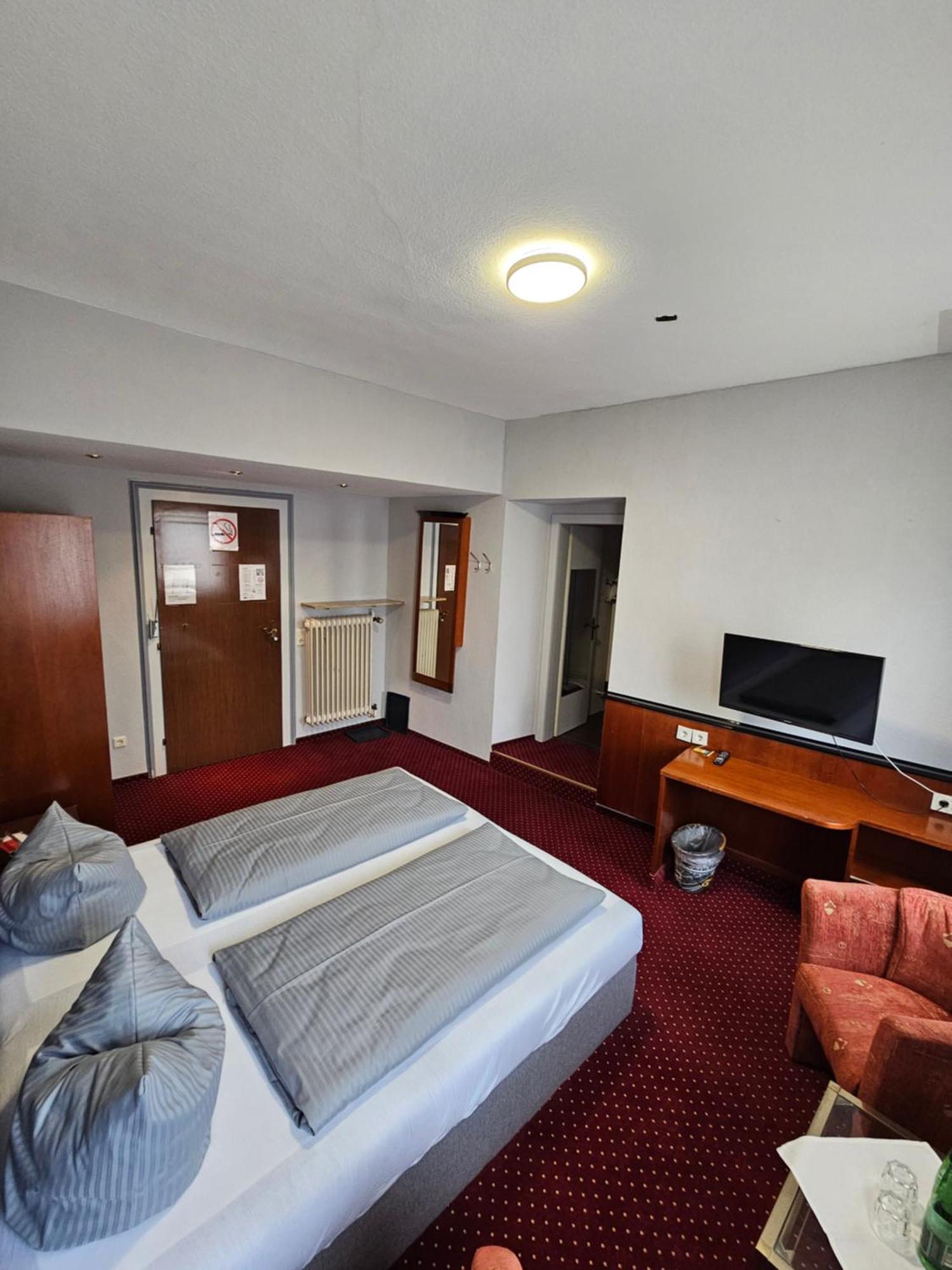 Hotel & Restaurant Krone Рехау Экстерьер фото