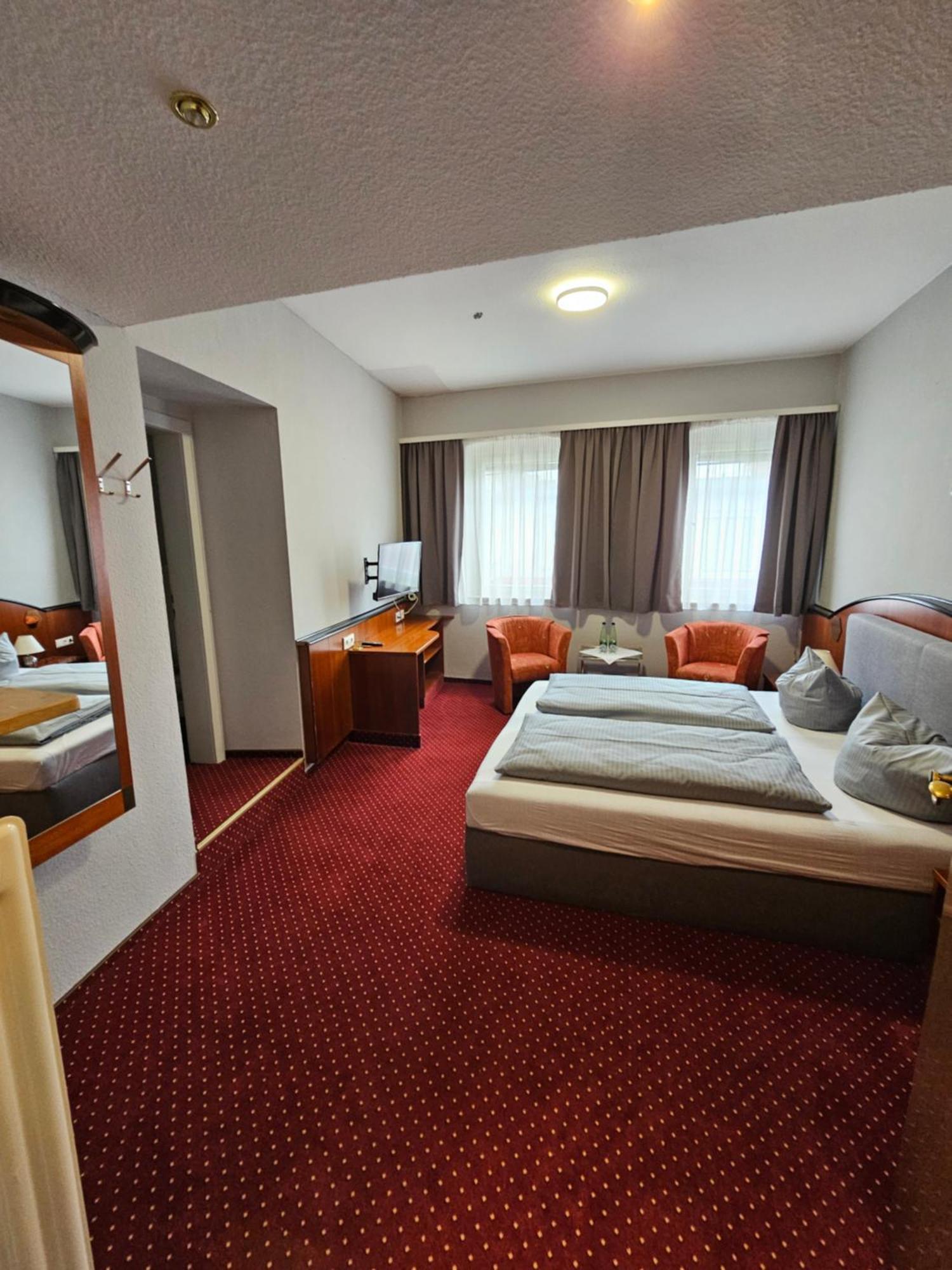 Hotel & Restaurant Krone Рехау Экстерьер фото