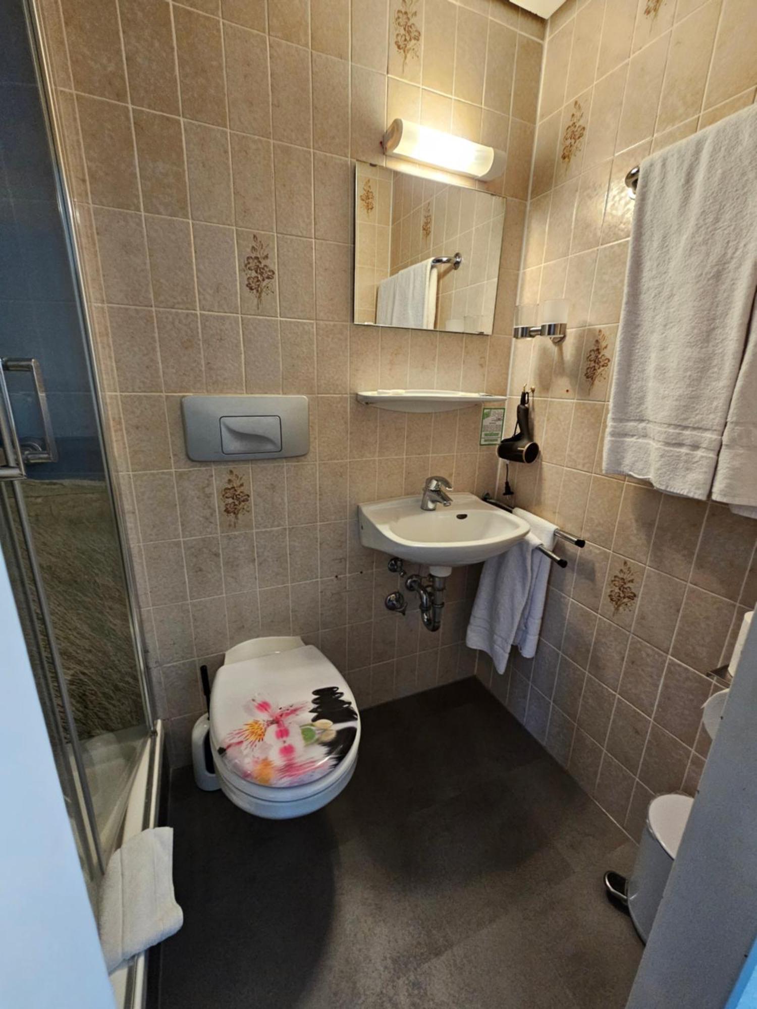 Hotel & Restaurant Krone Рехау Экстерьер фото
