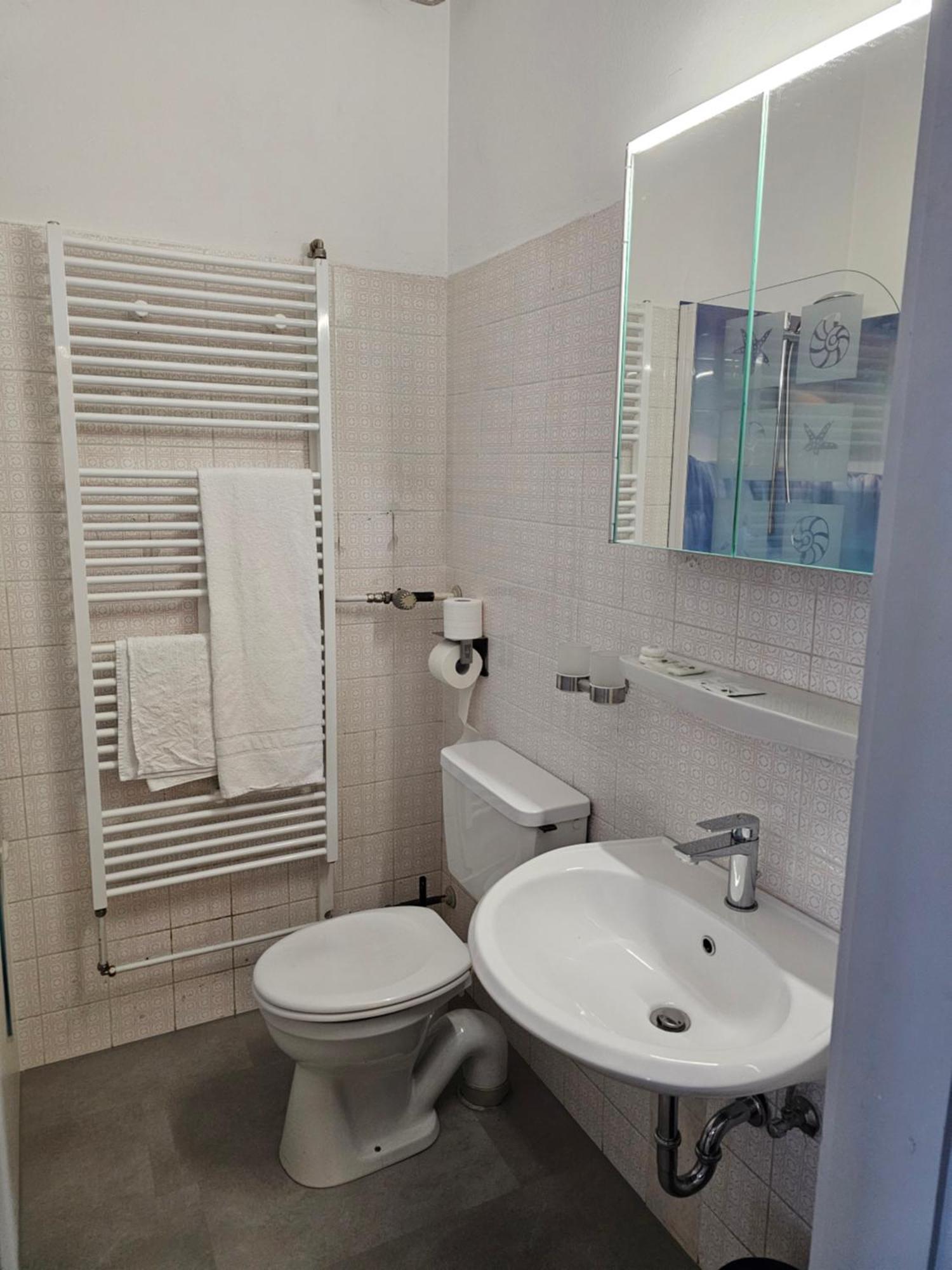 Hotel & Restaurant Krone Рехау Экстерьер фото
