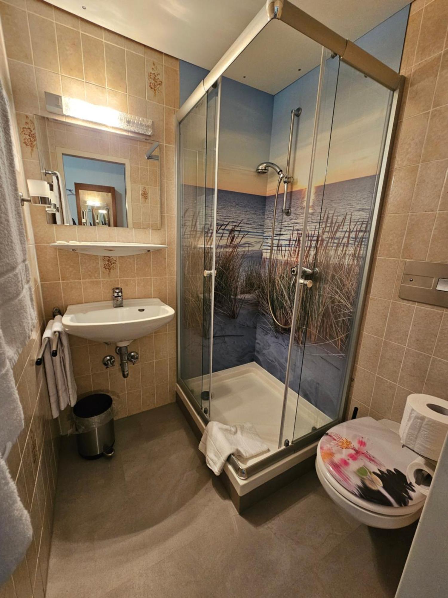 Hotel & Restaurant Krone Рехау Экстерьер фото